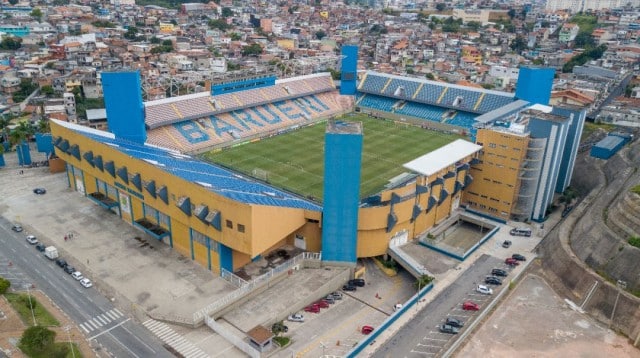 Leila Pereira compra novo est&aacute;dio em S&atilde;o Paulo e Palmeiras tem 'nova casa' DE GRA&Ccedil;A