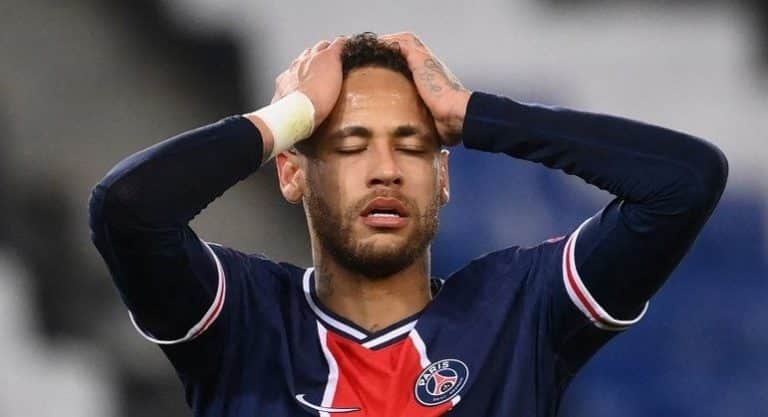 Jogador brasileiro entra na lista de mais influentes da Am&eacute;rica Latina. E n&atilde;o &eacute; o Neymar!