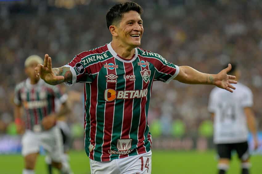 Cano ULTRAPASSA &iacute;dolo do Fluminense e faz HIST&Oacute;RIA na Libertadores