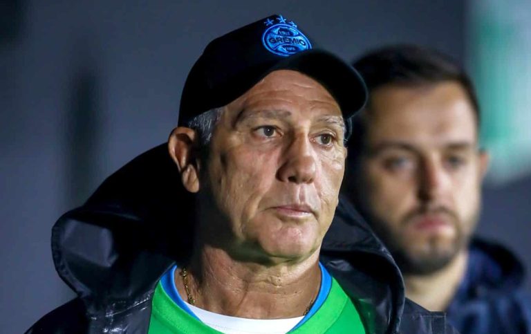 POL&Ecirc;MICA! Jornalista acusa de Renato Ga&uacute;cho de ser COVARDE e faz FORTE EXIG&Ecirc;NCIA &agrave; diretoria do Gr&ecirc;mio