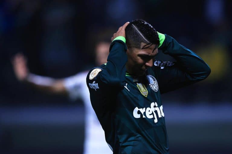 QUE PAPEL&Atilde;O! Rony recebe a&ccedil;&atilde;o de DESPEJO e vive situa&ccedil;&atilde;o DRAM&Aacute;TICA com a Justi&ccedil;a fora de campo