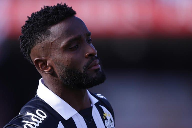 FEZ ISTO! Jogador do Santos se defende ap&oacute;s GRAVES&nbsp;acusa&ccedil;&otilde;es