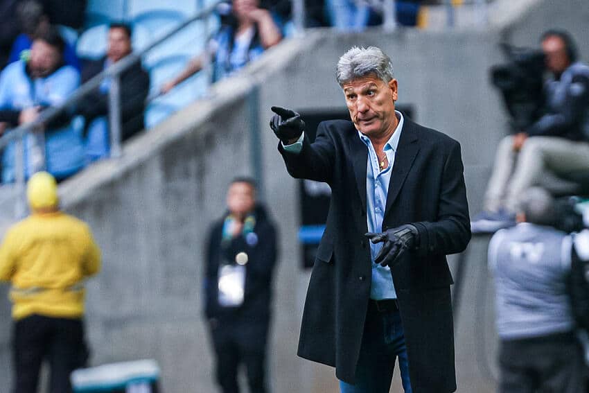 Renato Ga&uacute;cho ganha refor&ccedil;o de &Uacute;LTIMA HORA e jogador promete CHOCAR torcedores do Gr&ecirc;mio