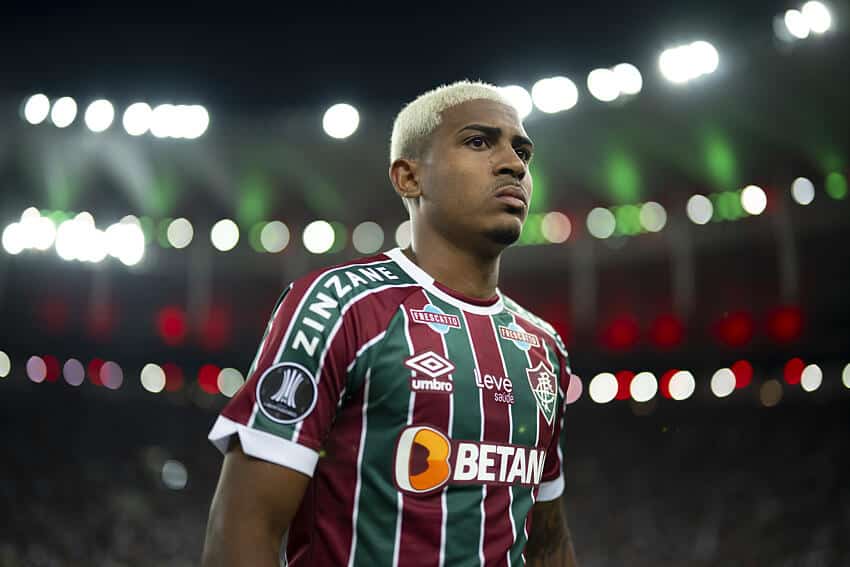 GIGANTE DE XER&Eacute;M! Joia do Fluminense sai do banco e ACABA com o jogo