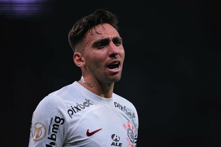 N&Atilde;O DEIXOU BARATO! Ex-jogador do S&atilde;o Paulo usa a criatividade para ZOAR o Corinthians ap&oacute;s elimina&ccedil;&atilde;o