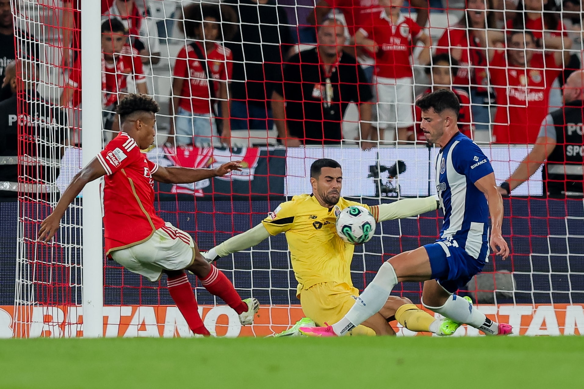 ACONTECEU AGORA, TEM OUTRO NO LUGAR! Diniz anuncia substitui&ccedil;&atilde;o na convoca&ccedil;&atilde;o do Brasil