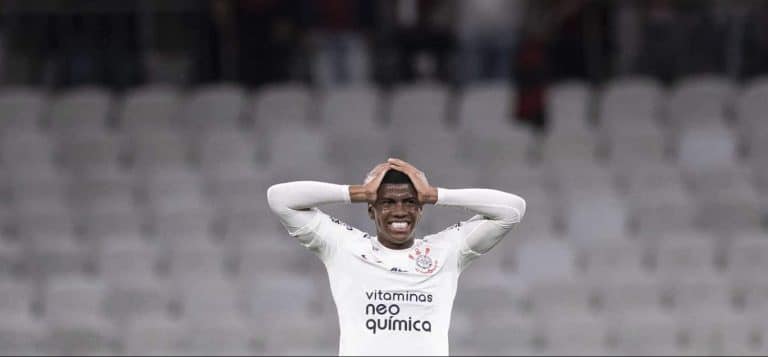 Pegou muito mal: Corinthians comete GAFE PESADA na web e PASSA VERGONHA inacredit&aacute;vel