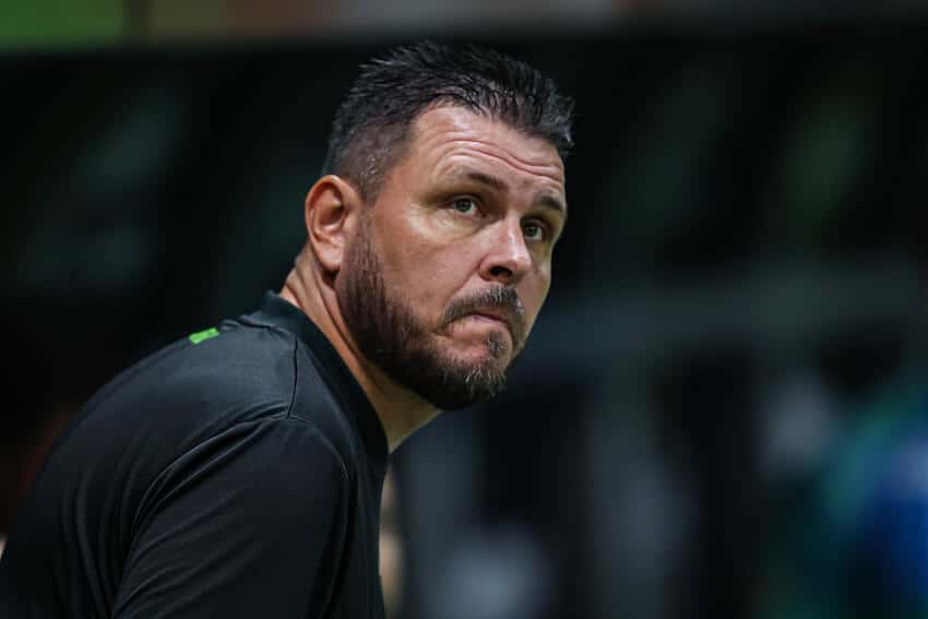 &Eacute; MUITO DIFERENCIADO! Este &eacute; o jogador que est&aacute; dando ESPERAN&Ccedil;AS para o Coritiba